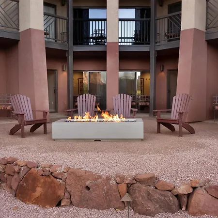Hilton Sedona Resort At Bell Rock-2