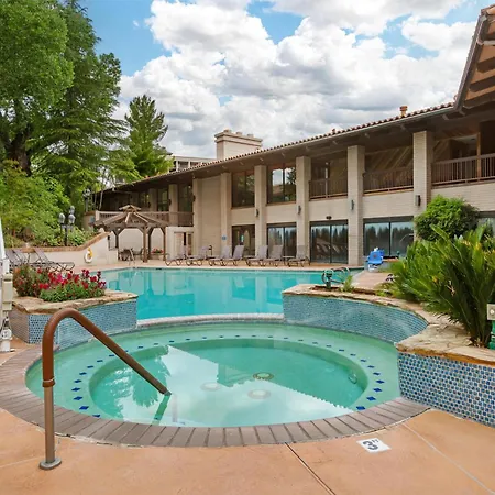 Best Western Plus Arroyo Roble Hotel & Creekside Villas-2